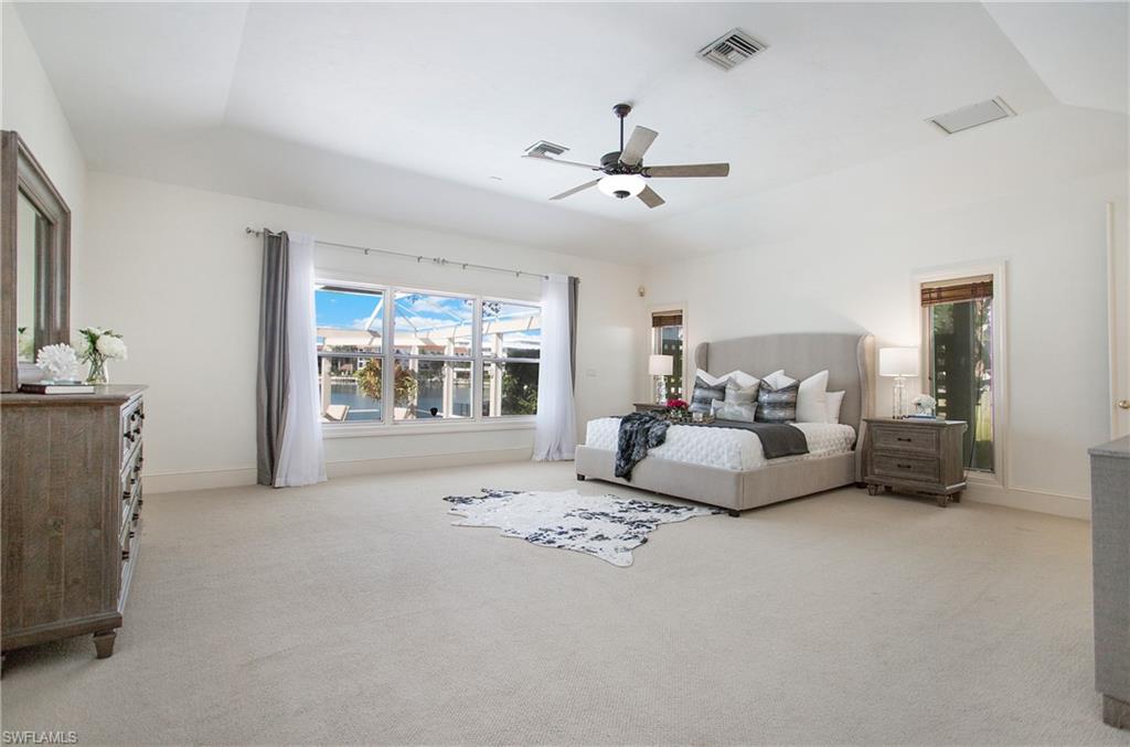 MOORINGS - Residential