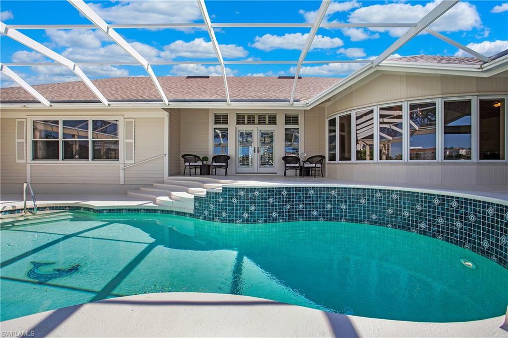 MOORINGS - Residential