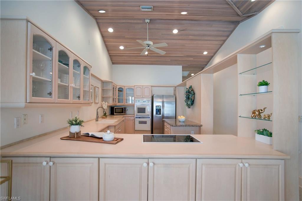 MOORINGS - Residential