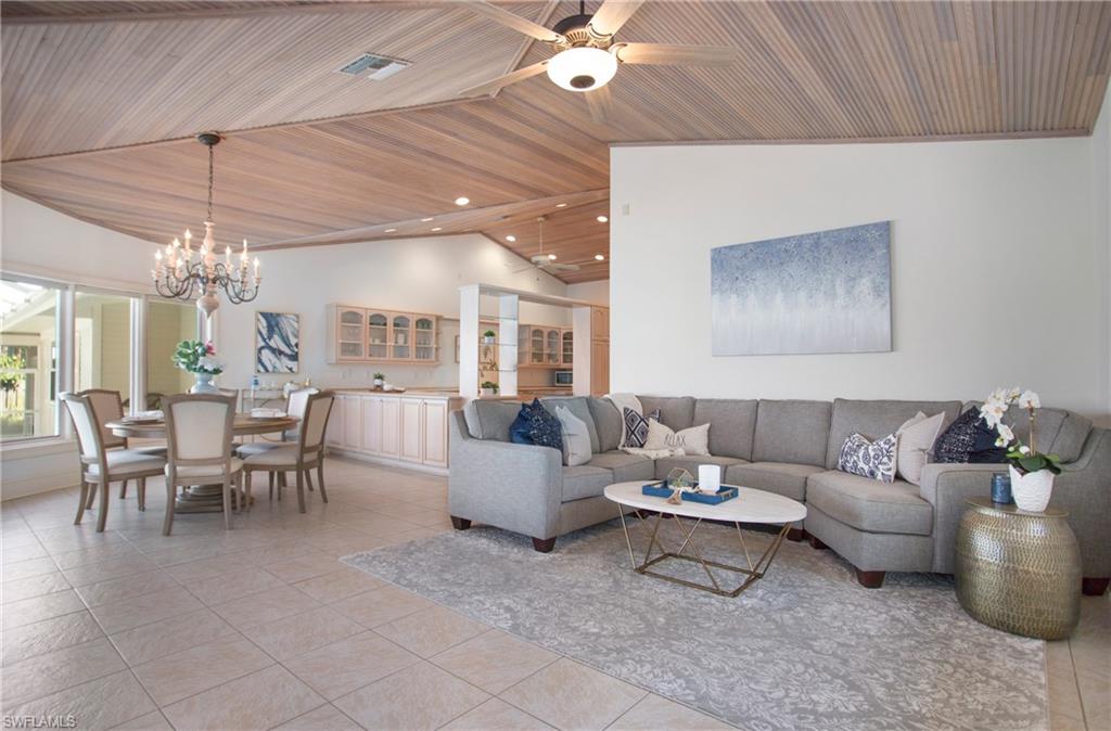 MOORINGS - Residential