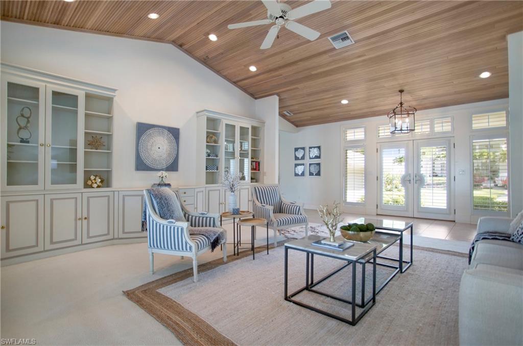 MOORINGS - Residential