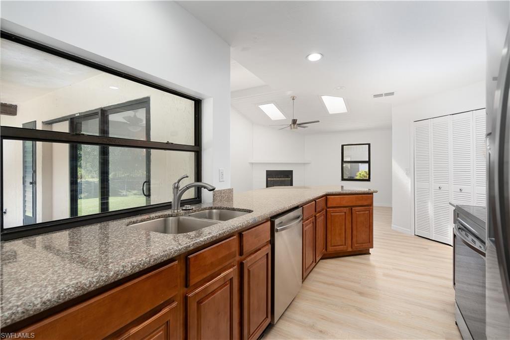 EAGLE RIDGE - Residential