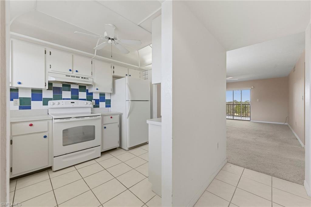 CENTRE COURT CONDO - Residential