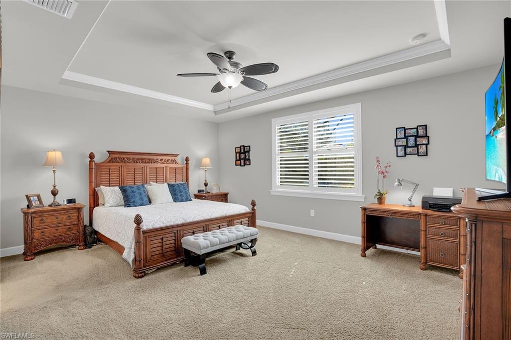 CAMDEN SQUARE - Residential