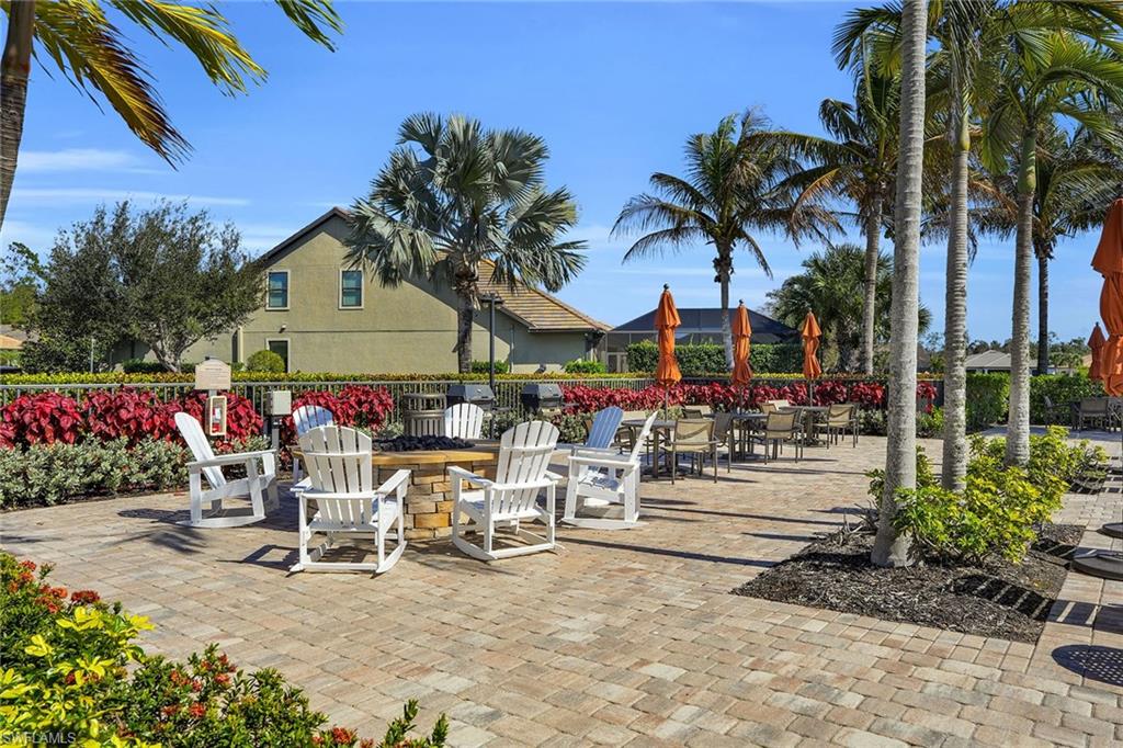 CAMDEN SQUARE - Residential