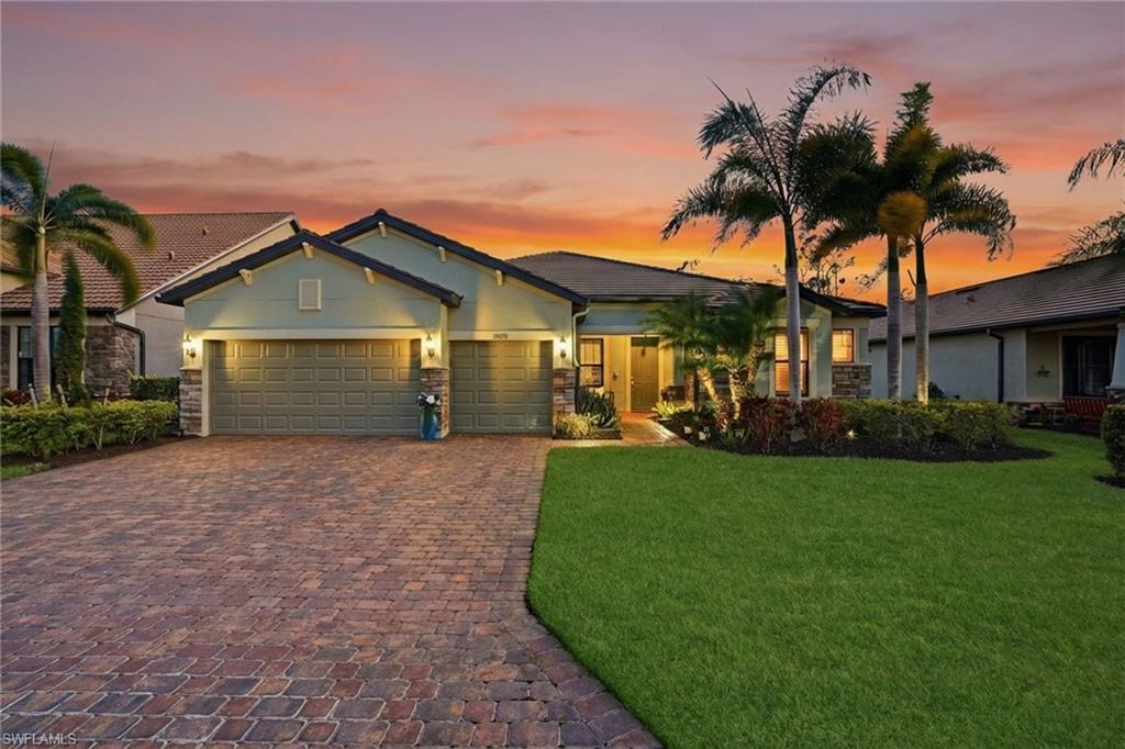 CAMDEN SQUARE - Residential