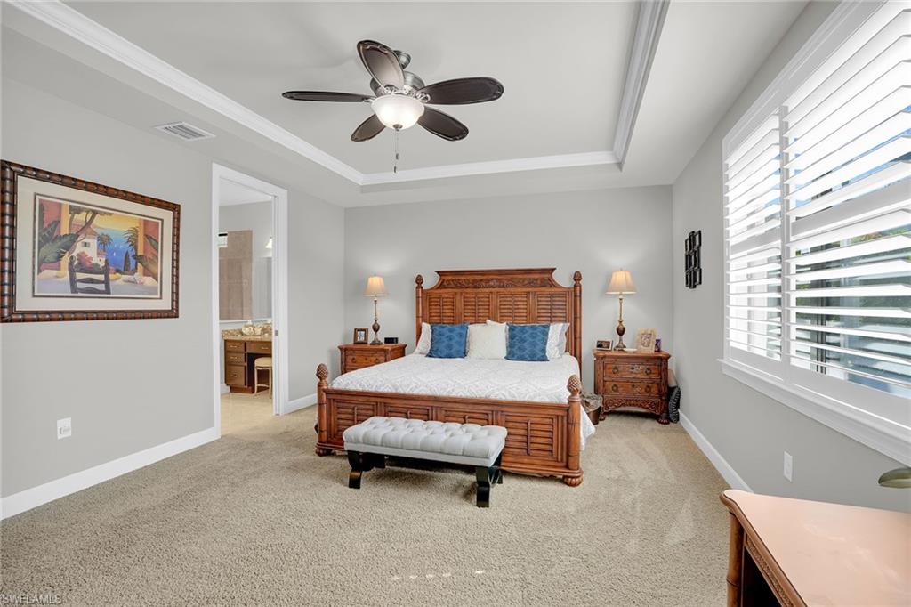 CAMDEN SQUARE - Residential