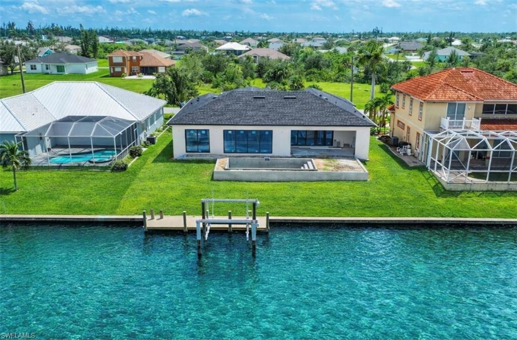 GULF COVE - Residential