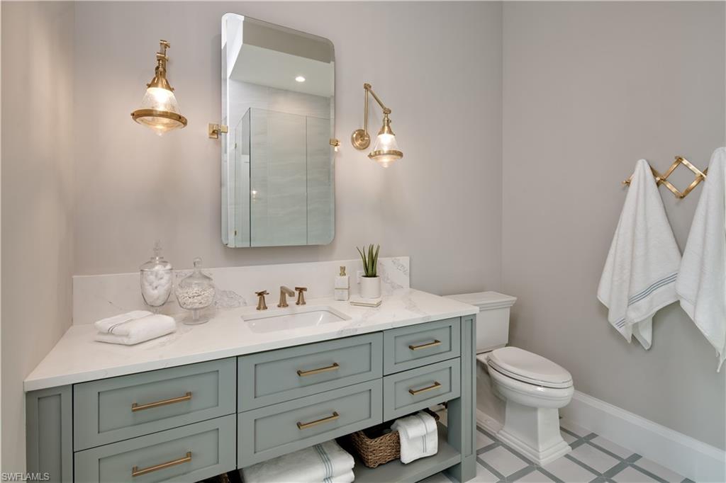 PELICAN BAY WOODS - Residential