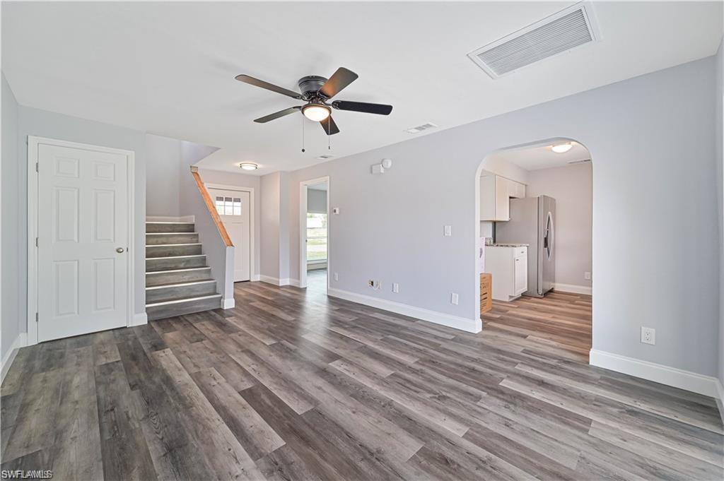 SAN CARLOS PARK - Residential