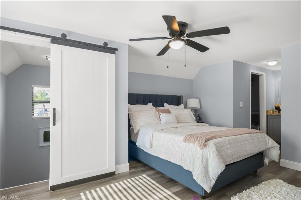 SAN CARLOS PARK - Residential