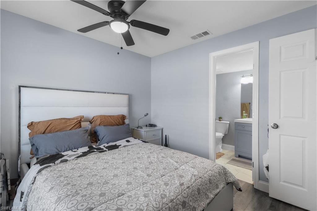 SAN CARLOS PARK - Residential