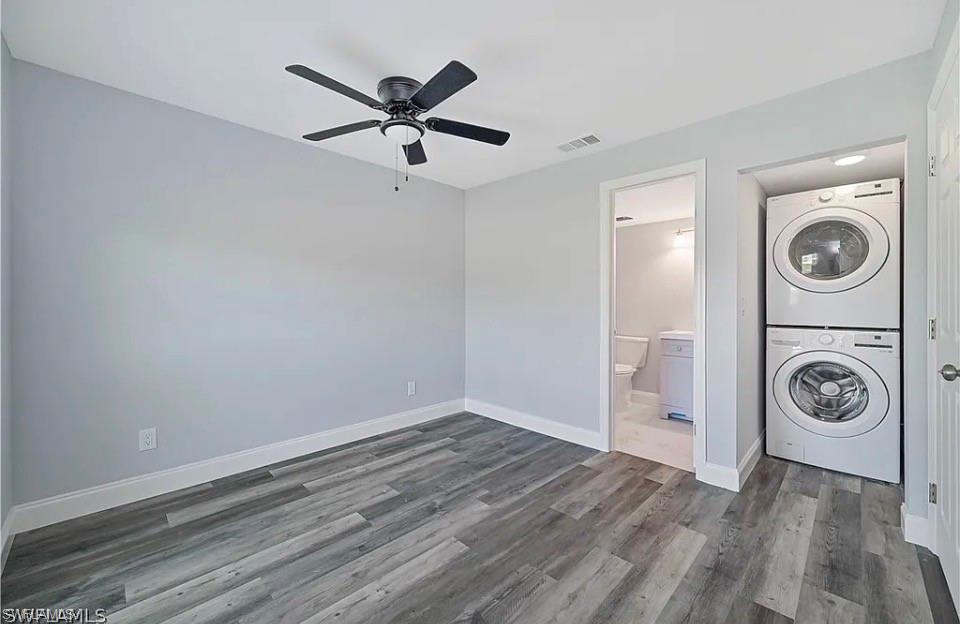 SAN CARLOS PARK - Residential