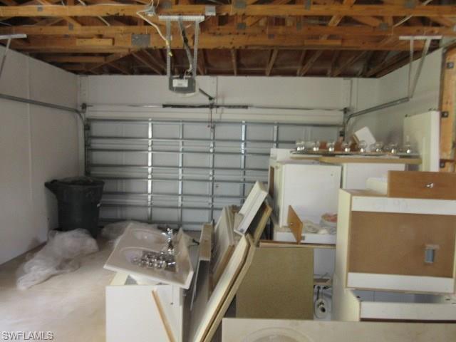 OLYMPIA POINTE - Residential