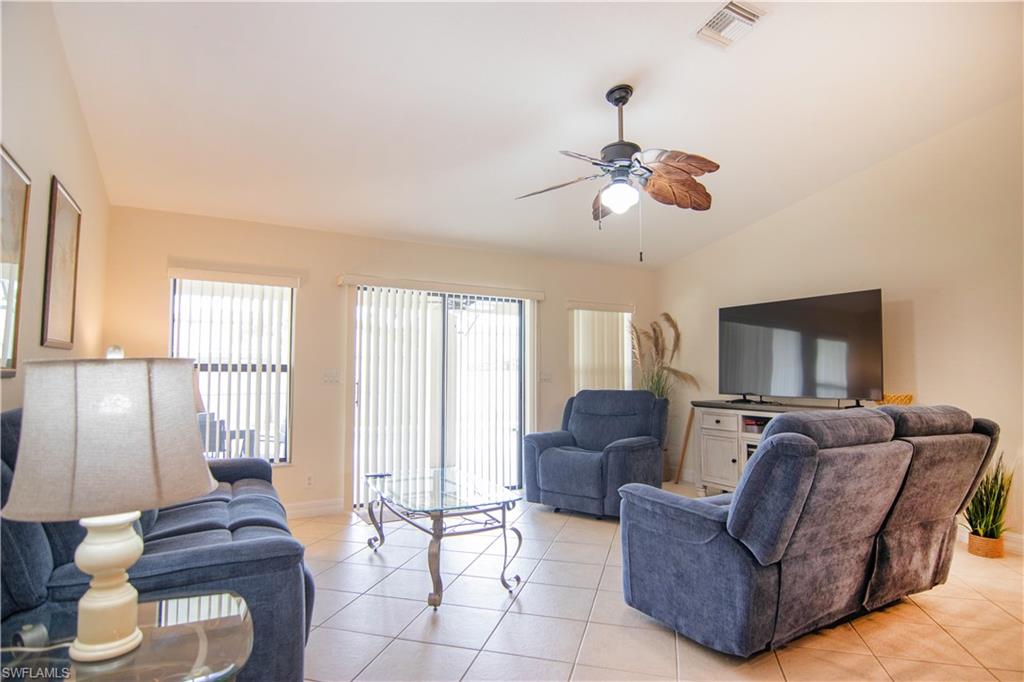 CAPE CORAL - Residential Lease