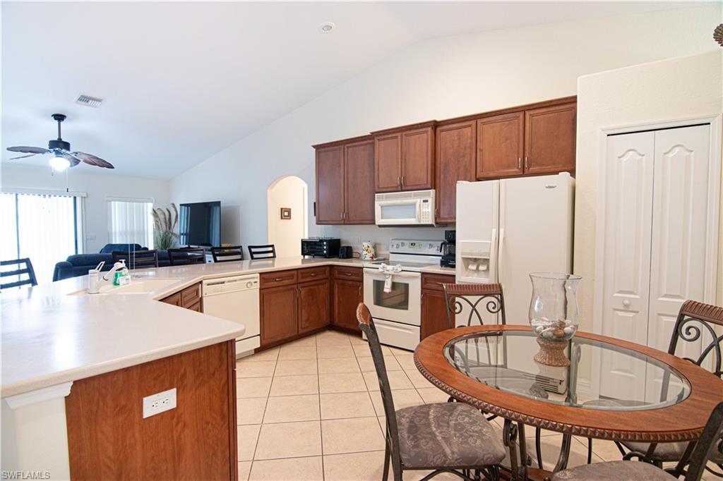 CAPE CORAL - Residential Lease