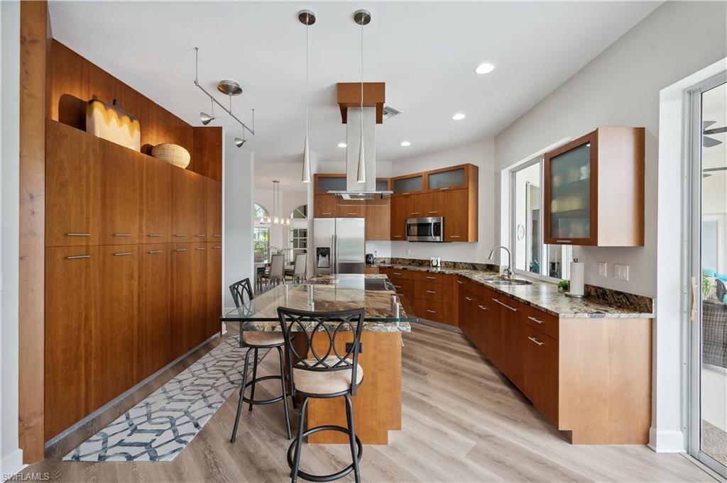 PORT OF THE ISLANDS - Residential