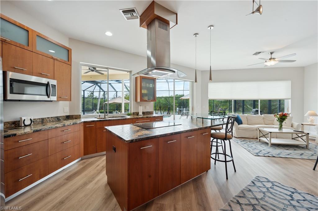 PORT OF THE ISLANDS - Residential