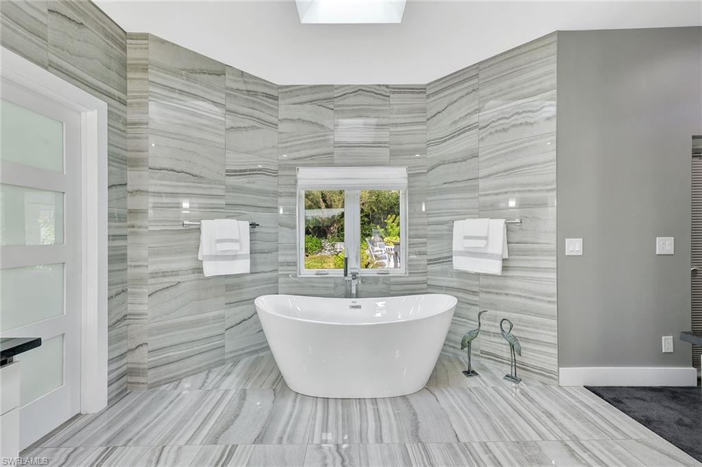 FORT MYERS - Residential