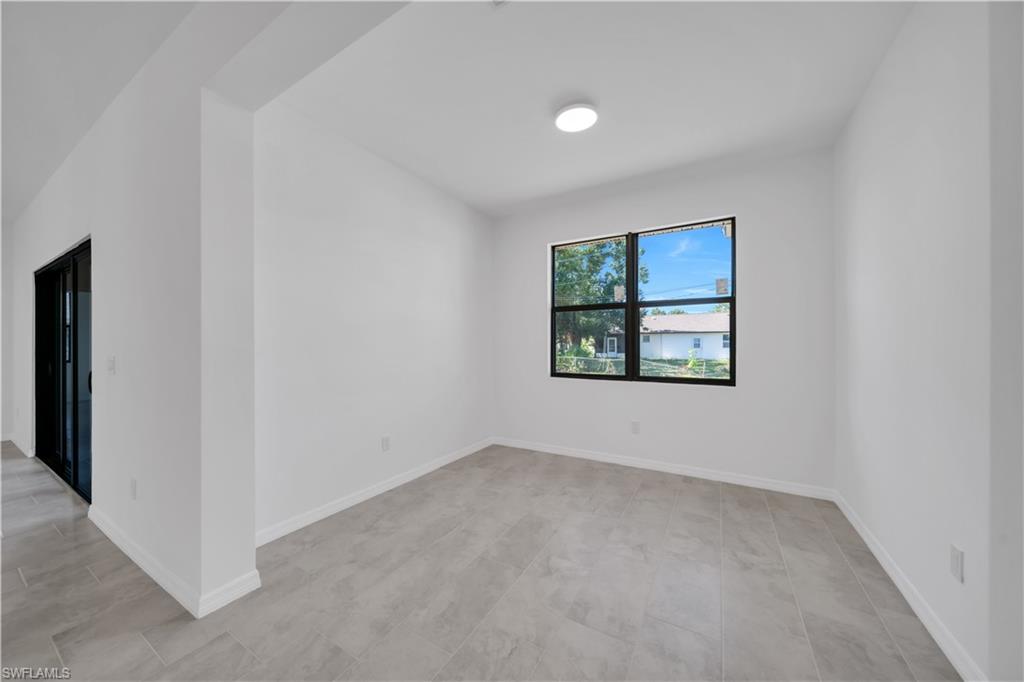 PORT CHARLOTTE - Residential