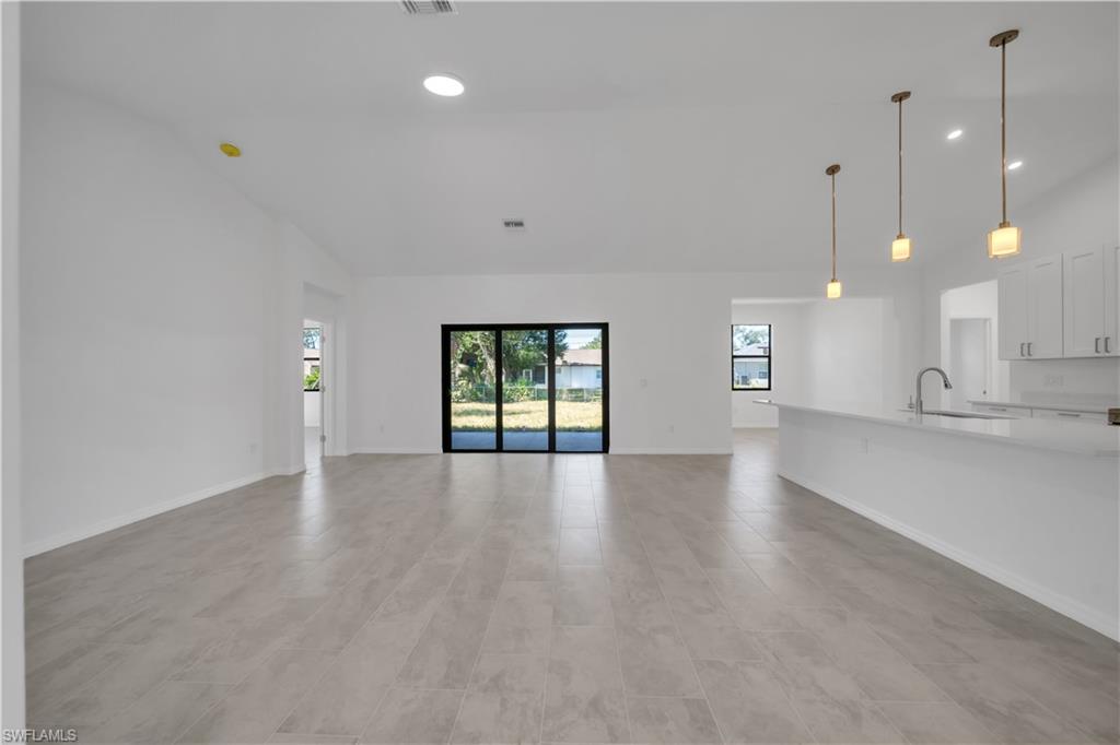 PORT CHARLOTTE - Residential