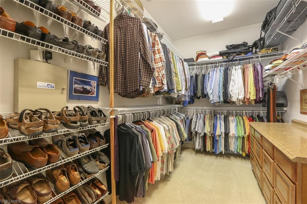 BELLE MEADE - Residential