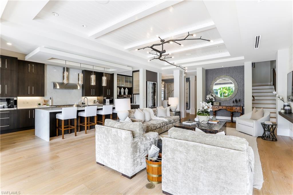 AQUALANE SHORES - Residential