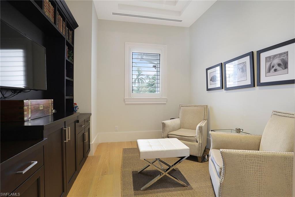 AQUALANE SHORES - Residential