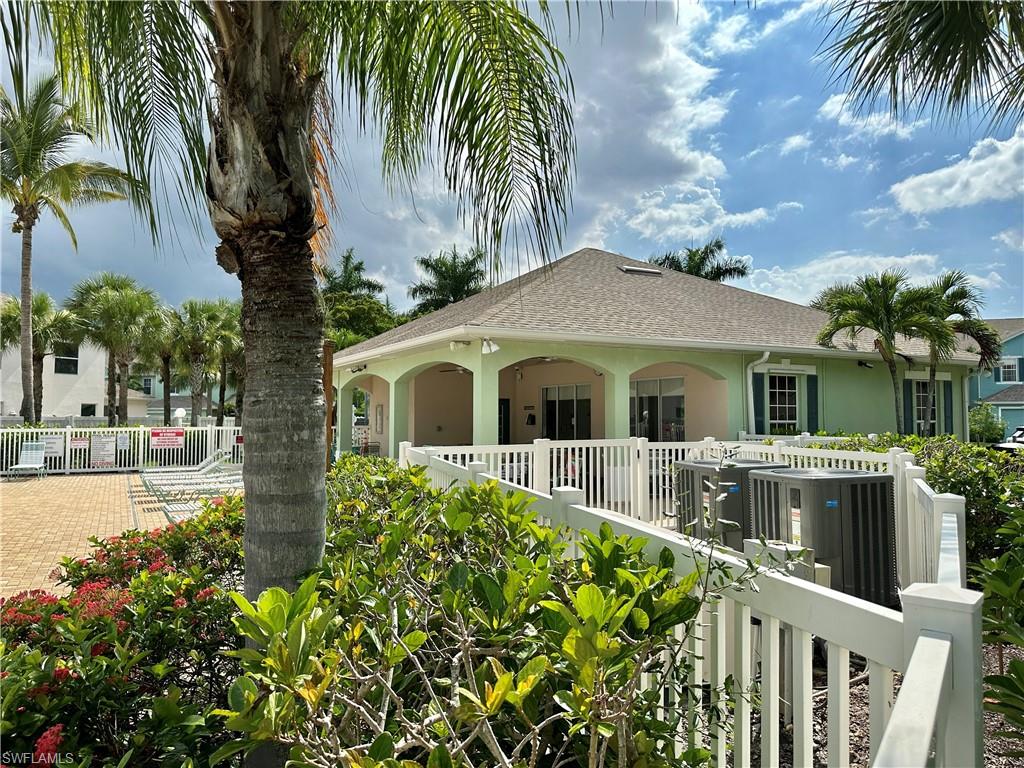 FOREST LAKE TOWNHOMES - Residential