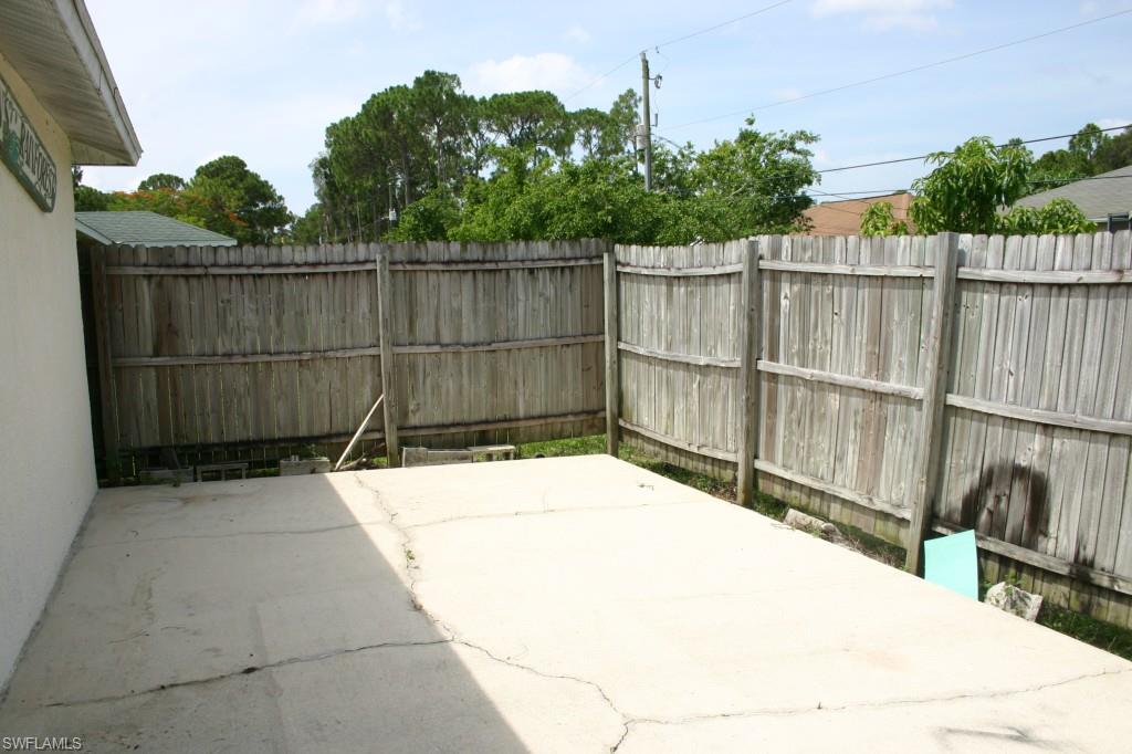 SAN CARLOS PARK - Residential