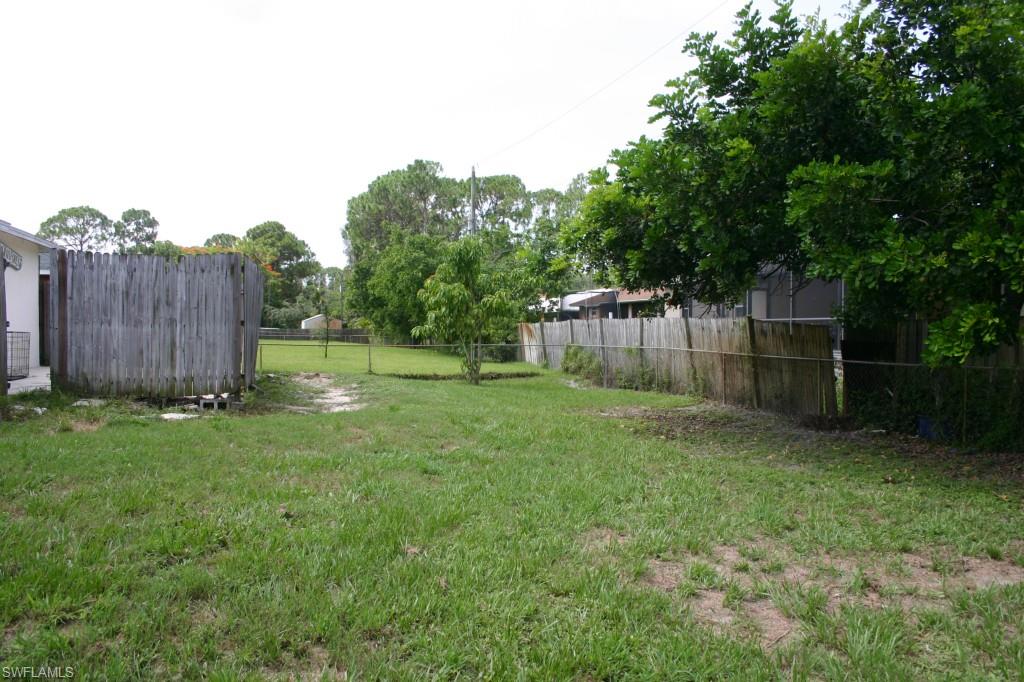 SAN CARLOS PARK - Residential