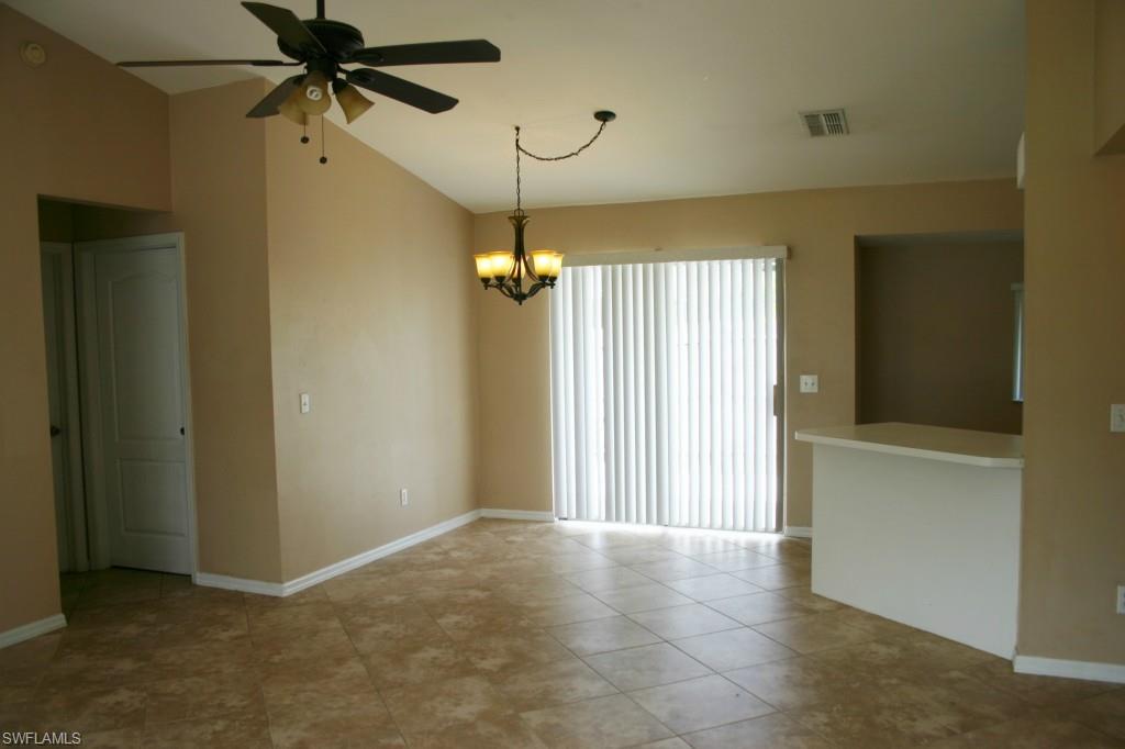 SAN CARLOS PARK - Residential