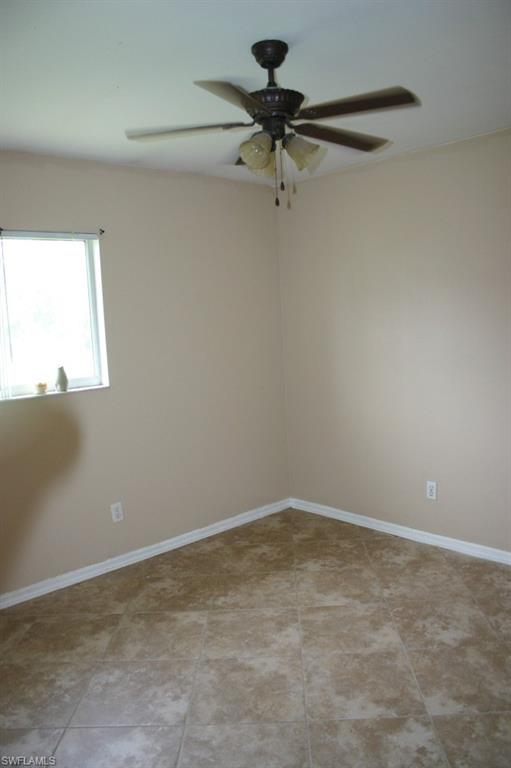 SAN CARLOS PARK - Residential