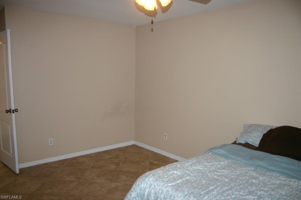 SAN CARLOS PARK - Residential