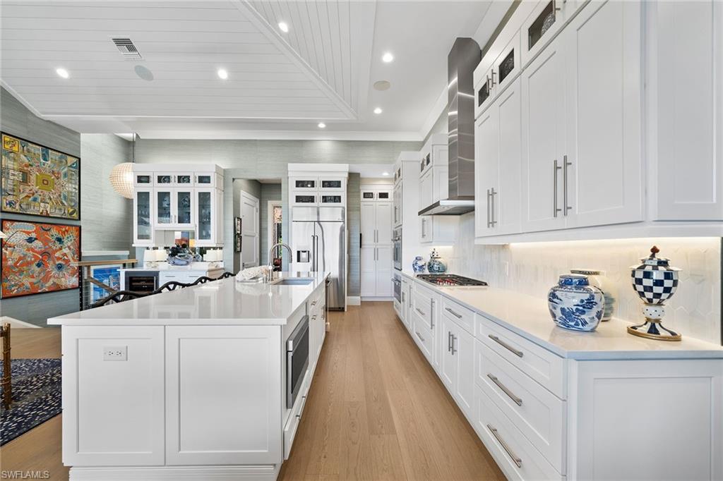 210 Topanga DR