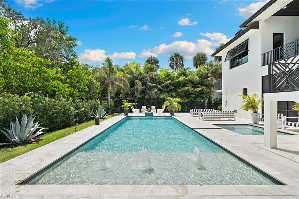 SOUTHPORT ON THE BAY - Residential