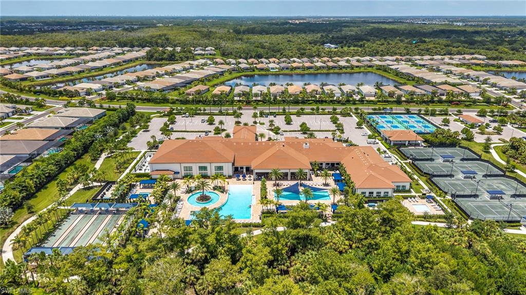 VALENCIA TRAILS - Residential Lease