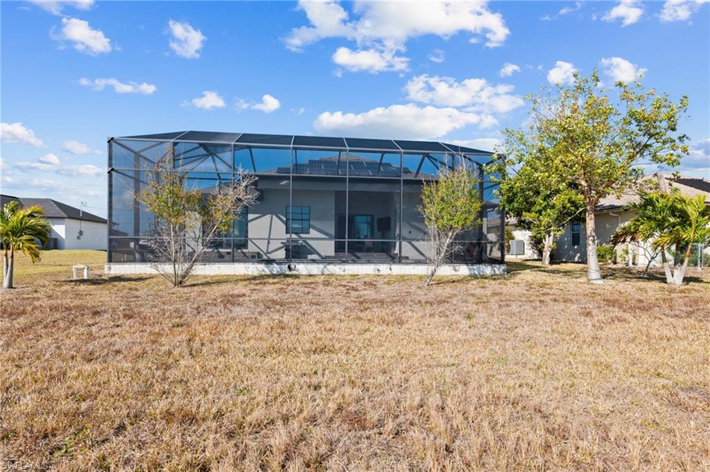 CAPE CORAL - Residential