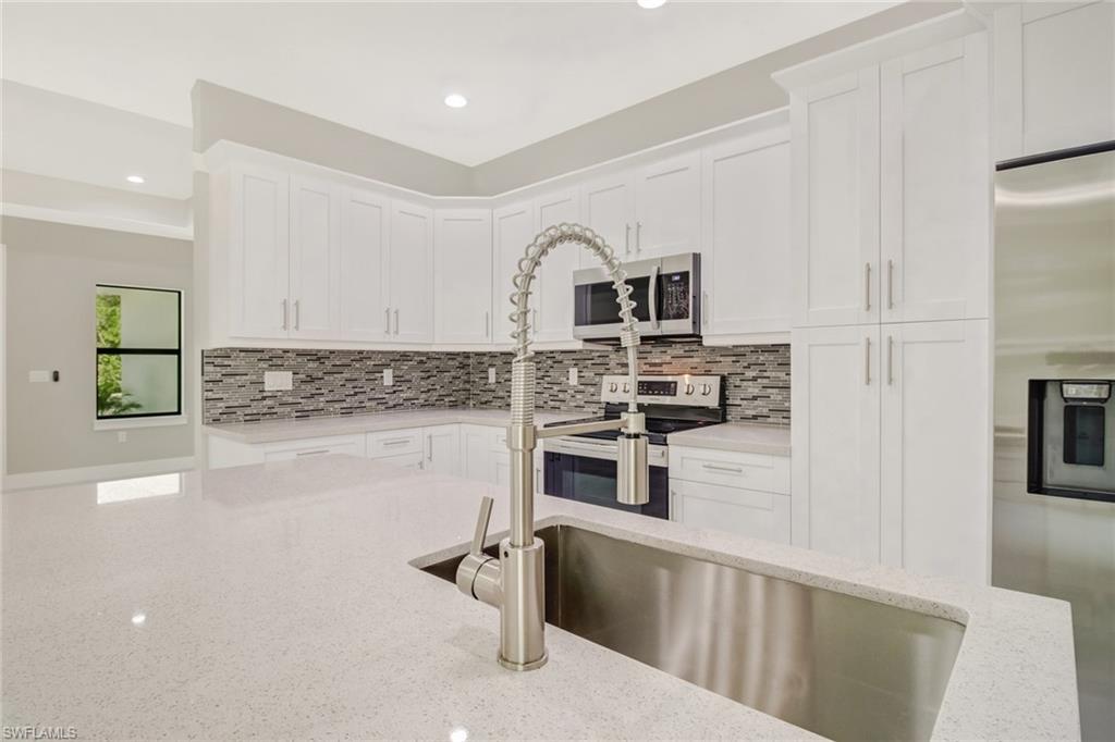 GOLDEN GATE ESTATES - Residential