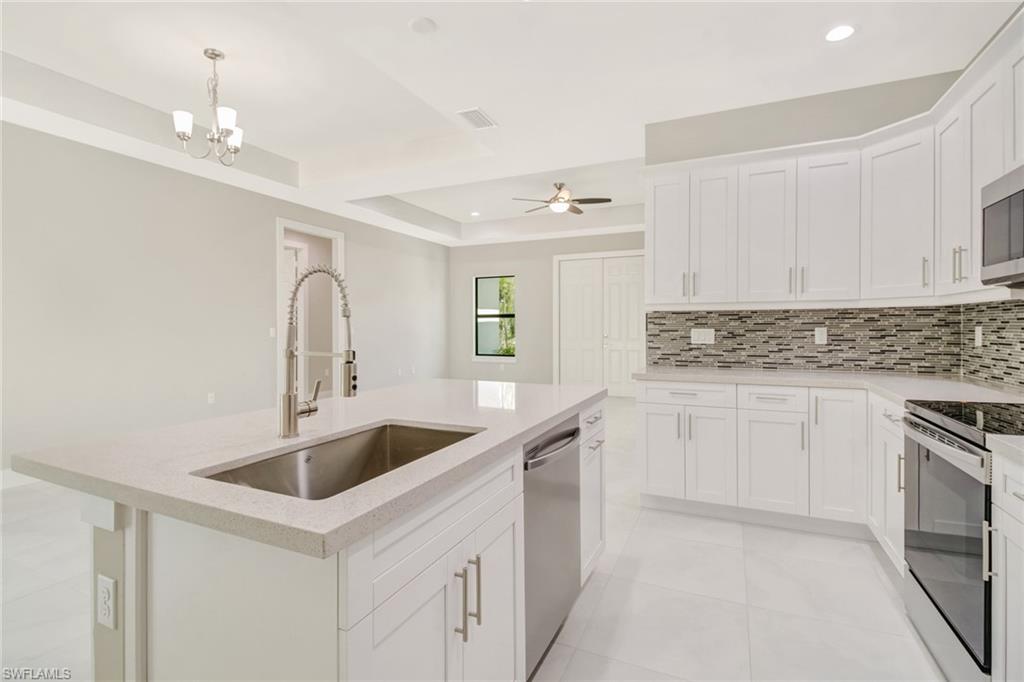 GOLDEN GATE ESTATES - Residential