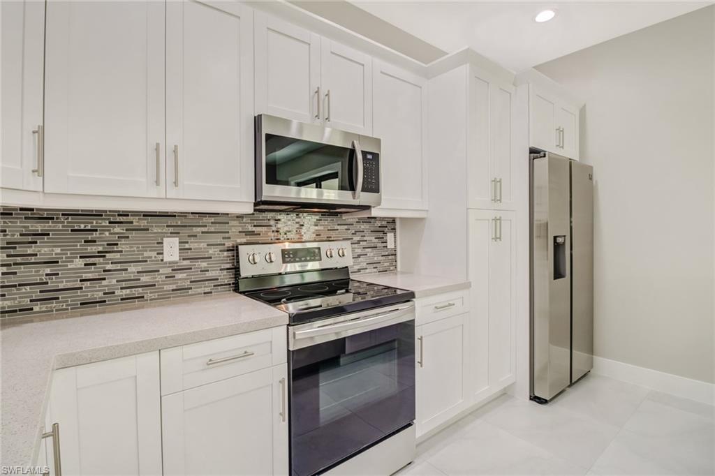 GOLDEN GATE ESTATES - Residential