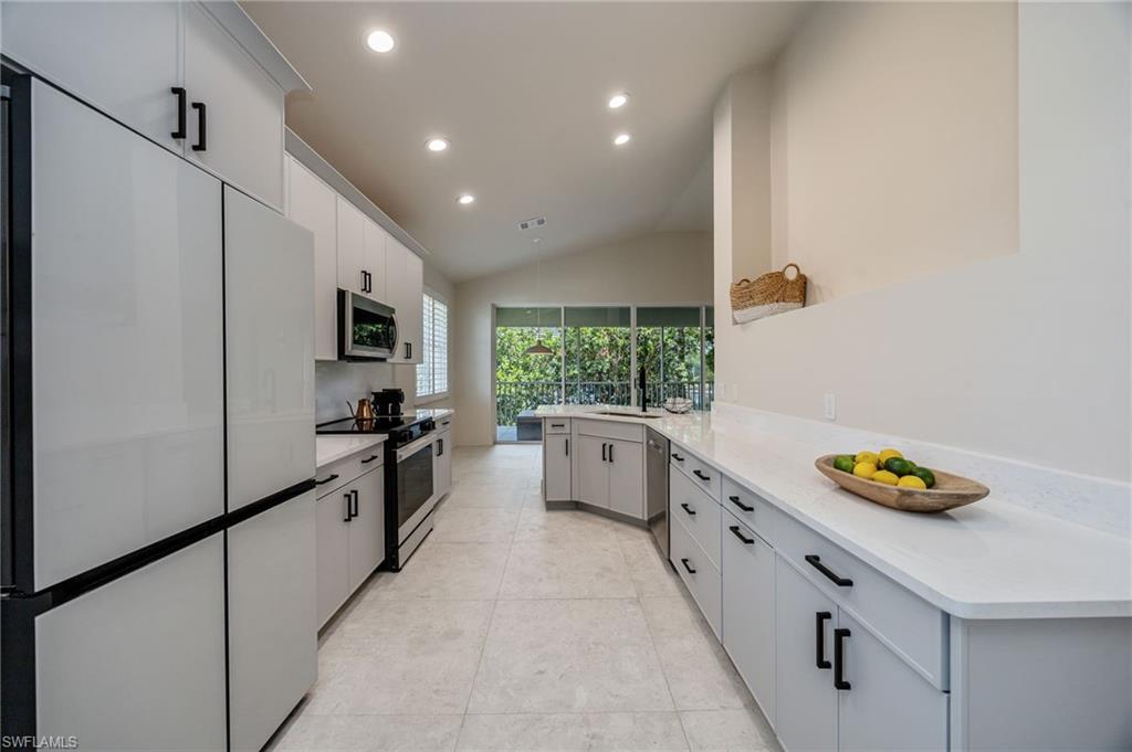 7128 Timberland CIR 201