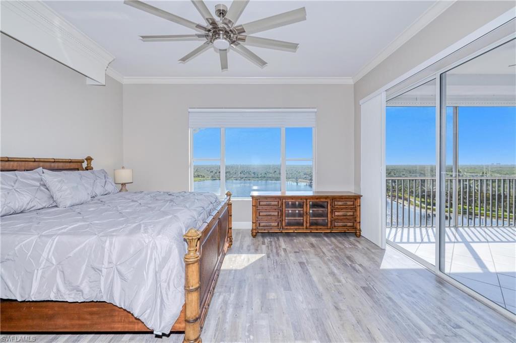 SUTTON WALK - Residential