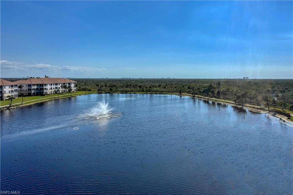 SUTTON WALK - Residential