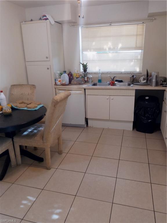 PINE MANOR - Residential