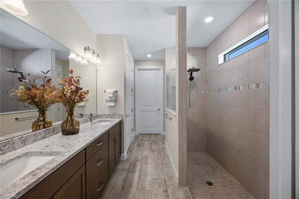 WINDING CYPRESS - Residential Lease