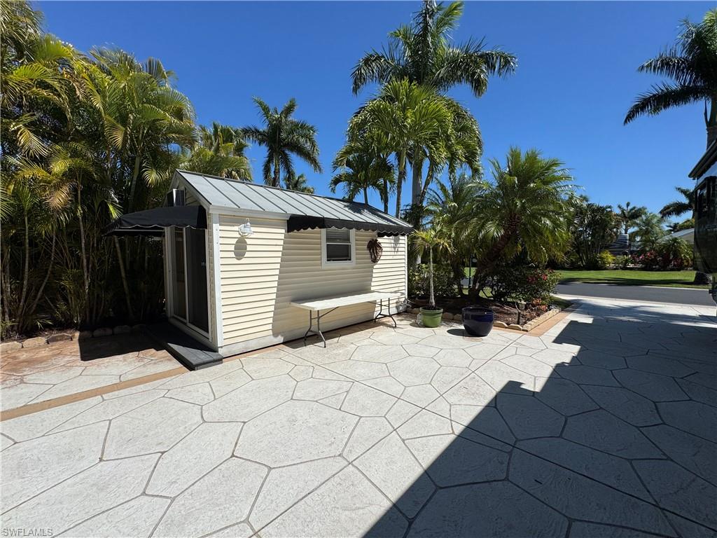 RIVERBEND MOTORCOACH RESORT - Land