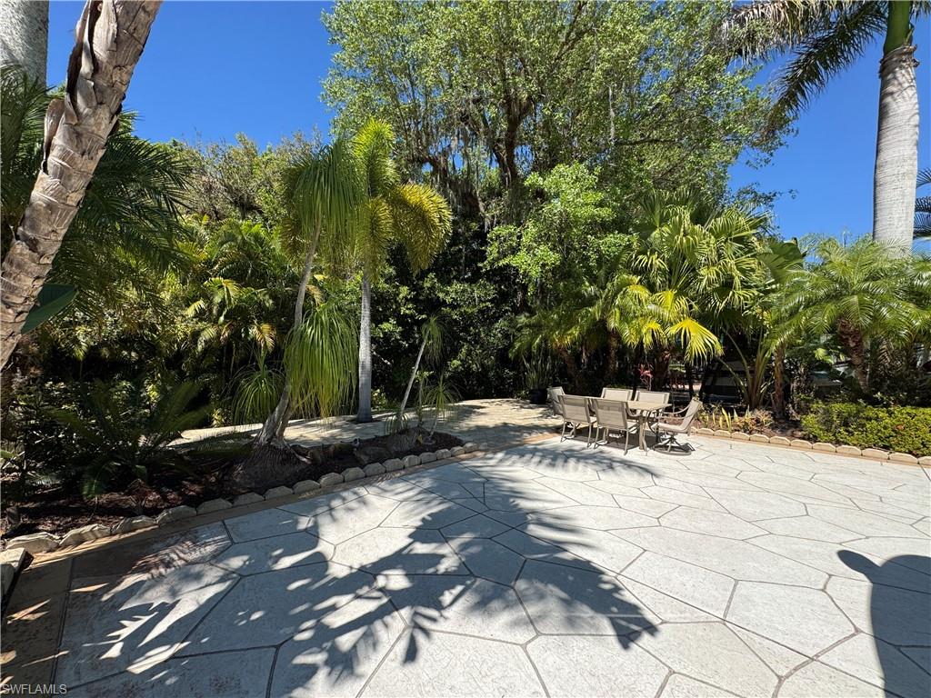 RIVERBEND MOTORCOACH RESORT - Land