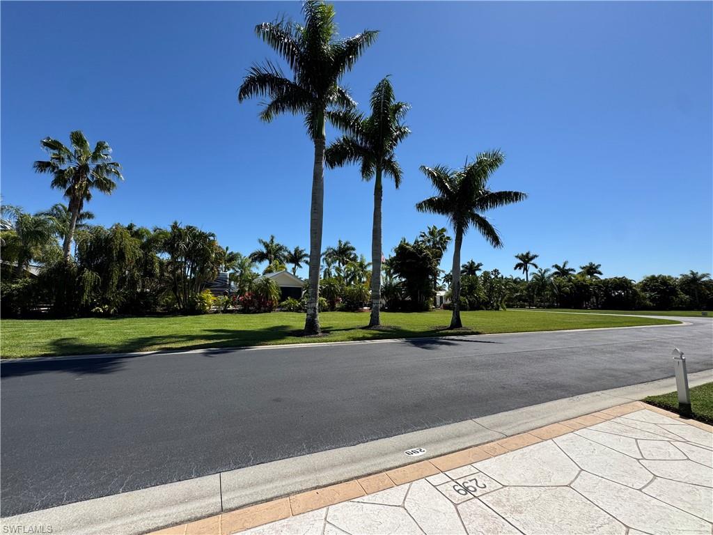 RIVERBEND MOTORCOACH RESORT - Land