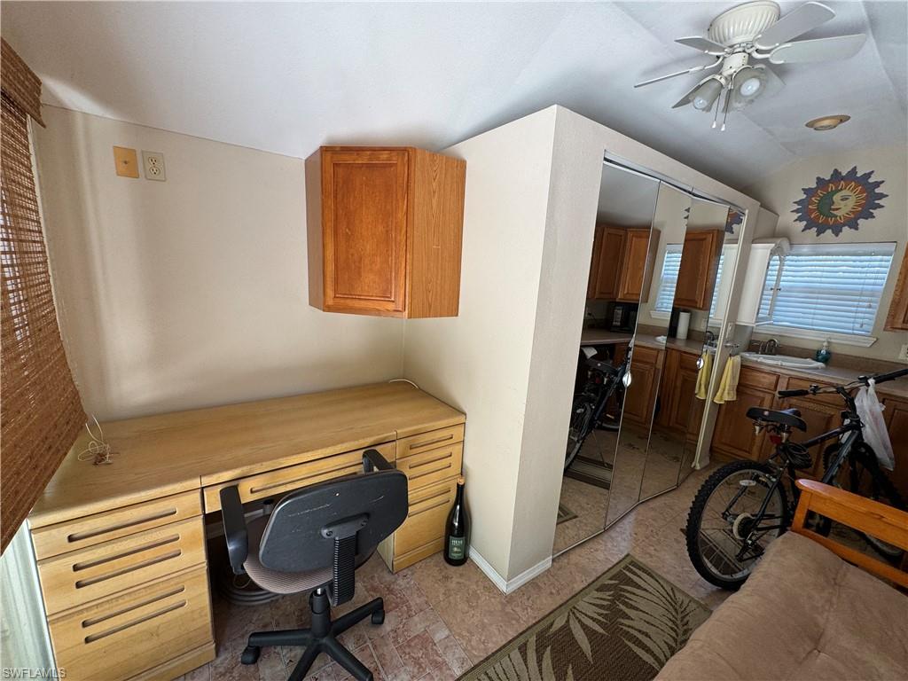 RIVERBEND MOTORCOACH RESORT - Land